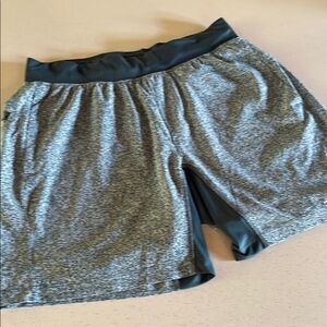 Lululemon Green Unlined Shorts Size L
